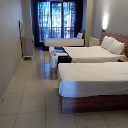 Apartahotel Rosse *