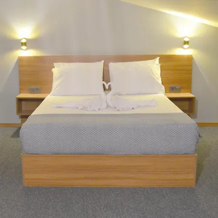 Rosse Aparthotel *